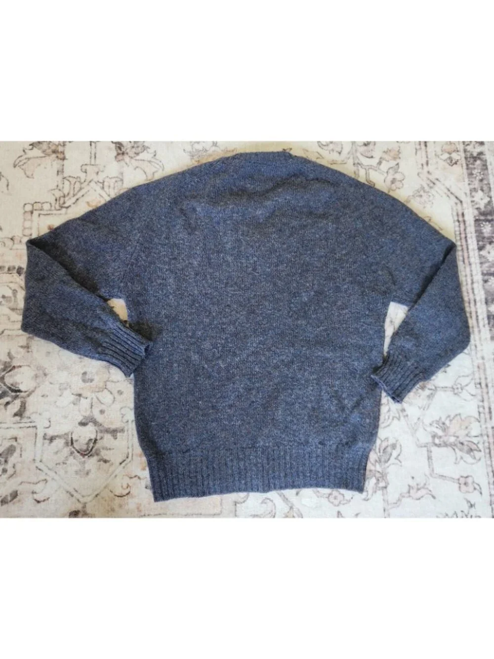 Vtg. Shetland Pure Wool Men's Sz. 46 Blue Multi Wool V Neck Sweater